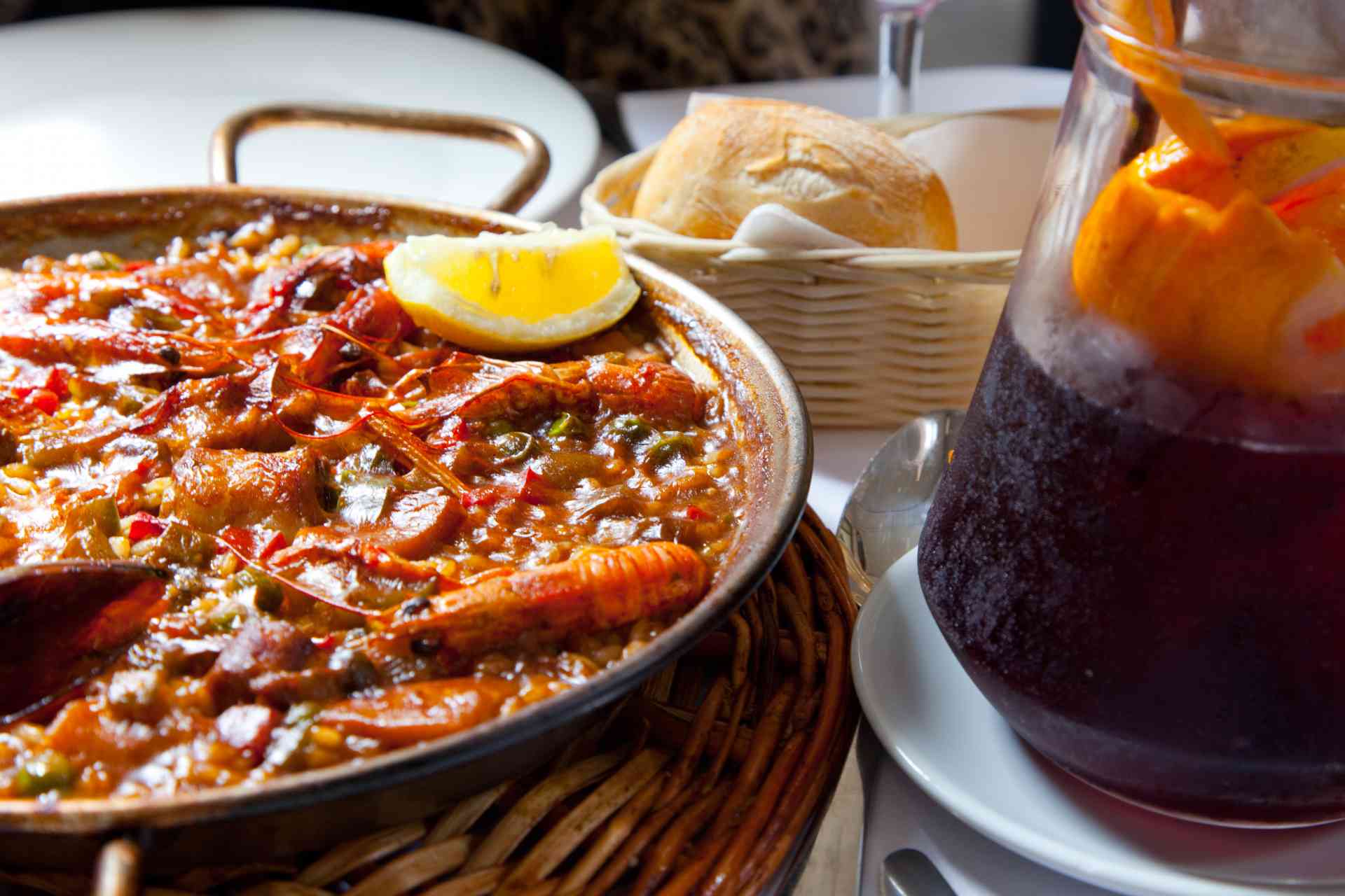 Spain in Depth Bunnik Tours